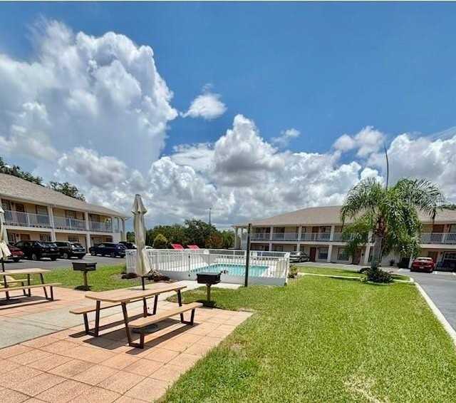 4150 Portillo Rd #5 - Photo 3 of 25