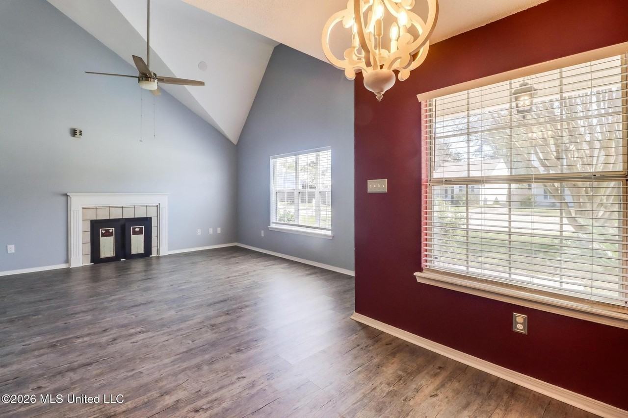 357 Bells Ferry Dr - Photo 6 of 21