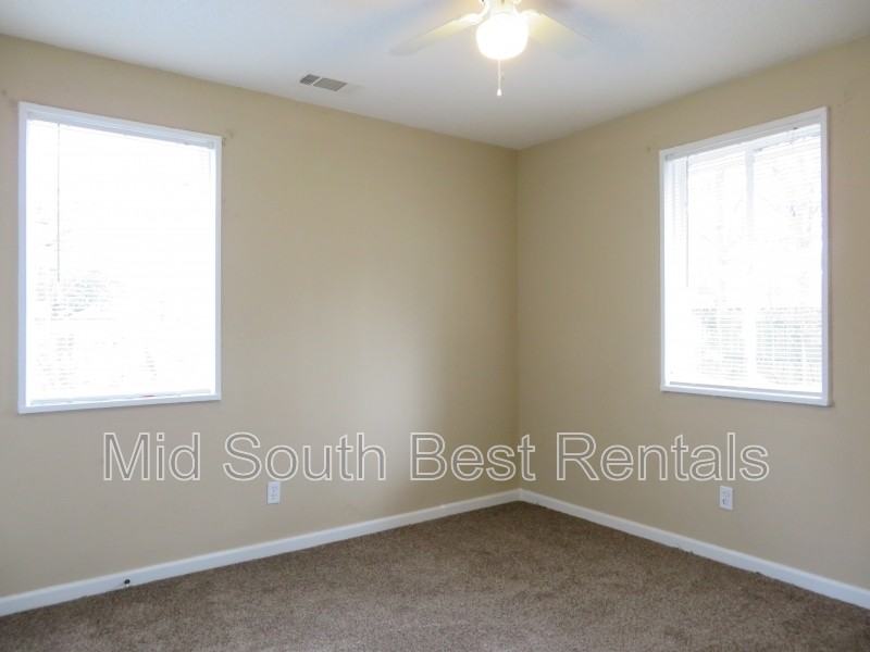 2927 Montague Cv - Photo 5 of 6