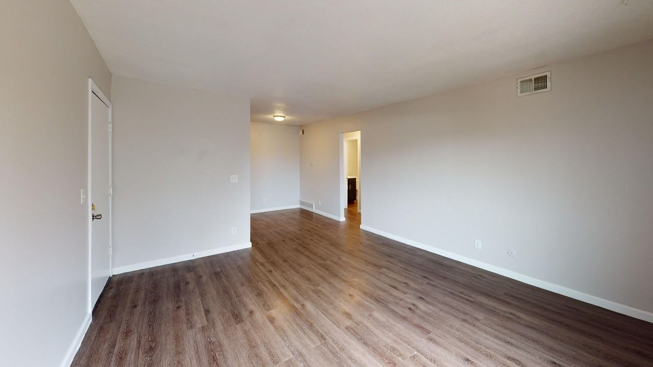 The Village on University - Photo 2 of 50