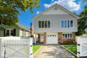 featured image of 11 7th St