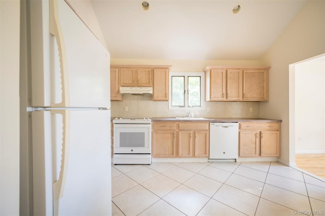 11 7th St - Photo 6 of 46