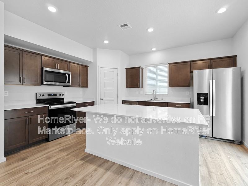 3681 S Wapiti Ln - Photo 2 of 21