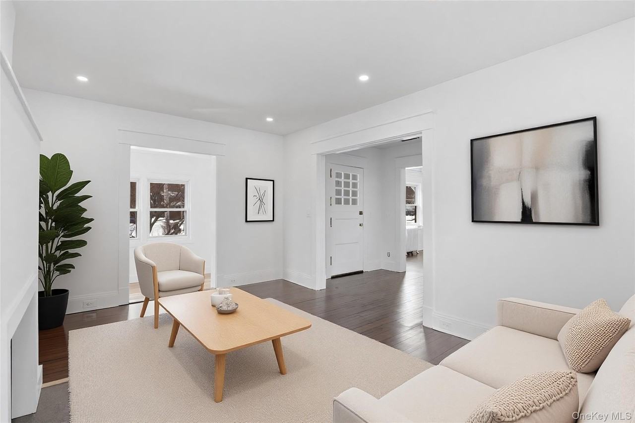 25 Midland Ave - Photo 4 of 36