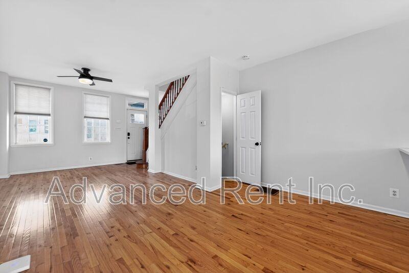 611 Grundy St - Photo 5 of 29