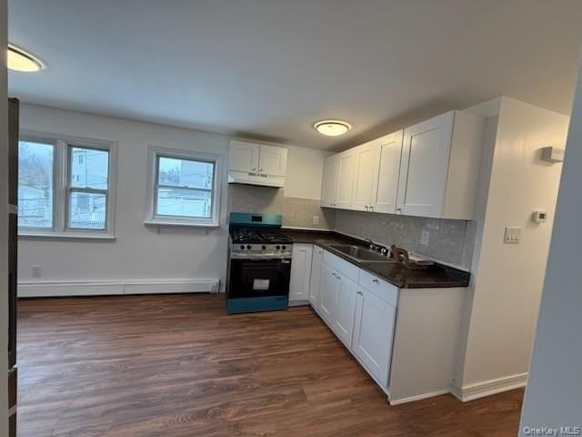 161 Glen Cove Ave #2ndFL - Photo 2 of 15