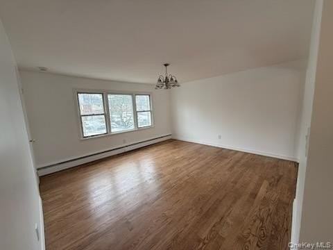 161 Glen Cove Ave #2ndFL - Photo 4 of 15