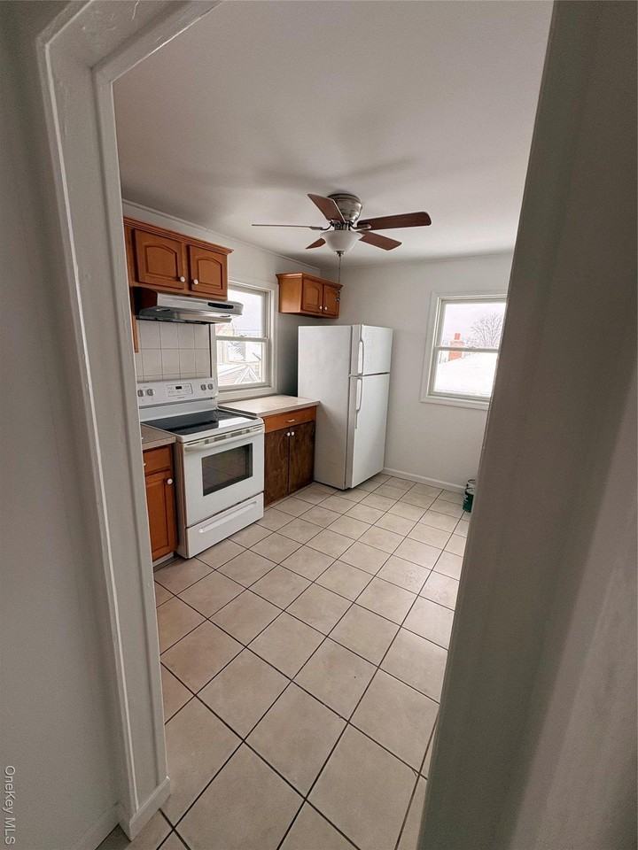 163 Nassau Ln - Photo 5 of 7