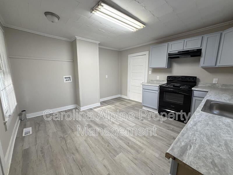 629 W Kerr St - Photo 5 of 19