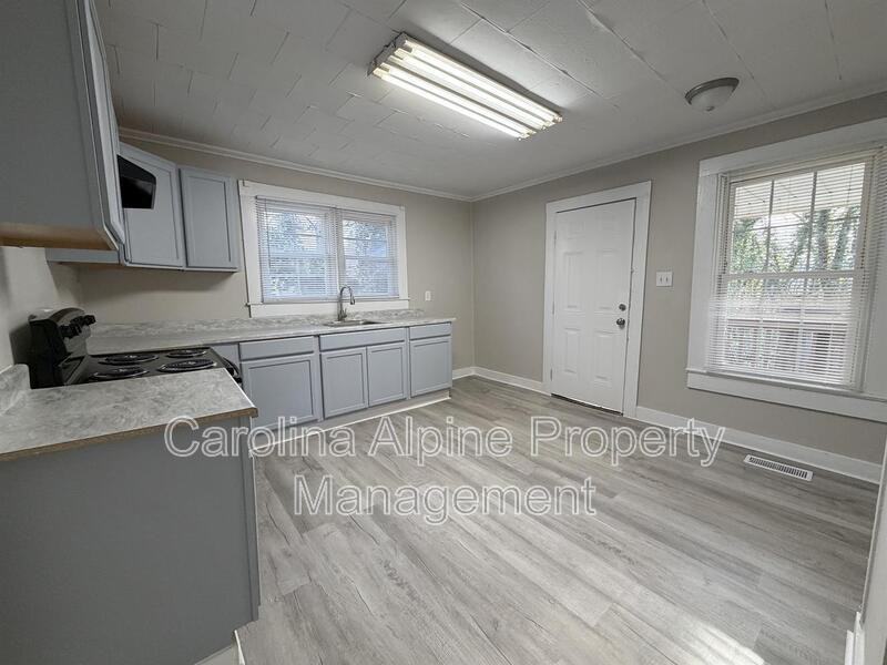 629 W Kerr St - Photo 6 of 19