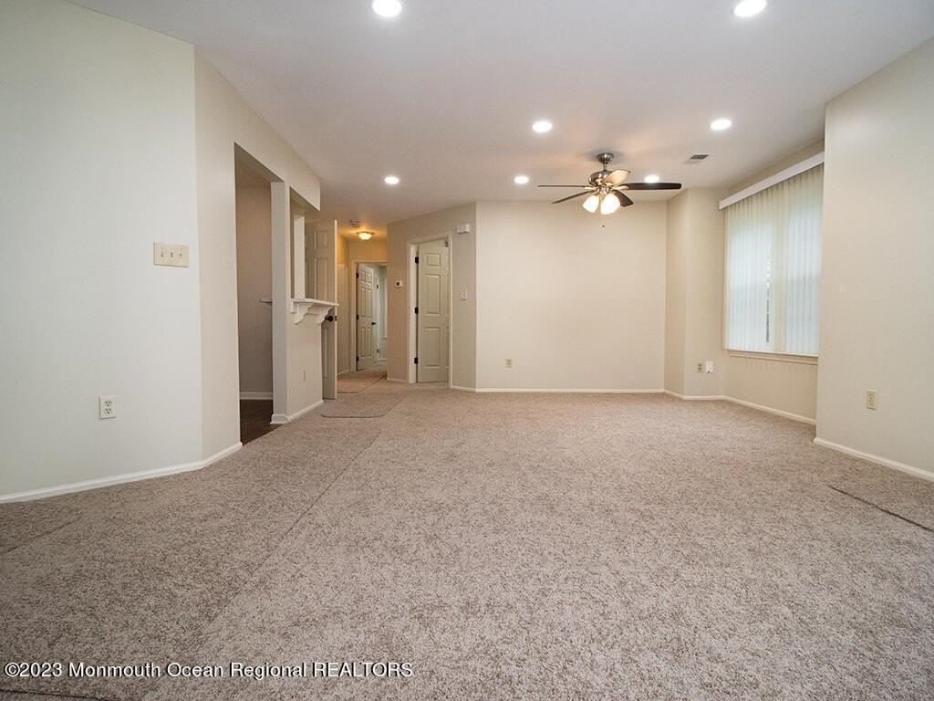 459 Magnolia Ct - Photo 3 of 22