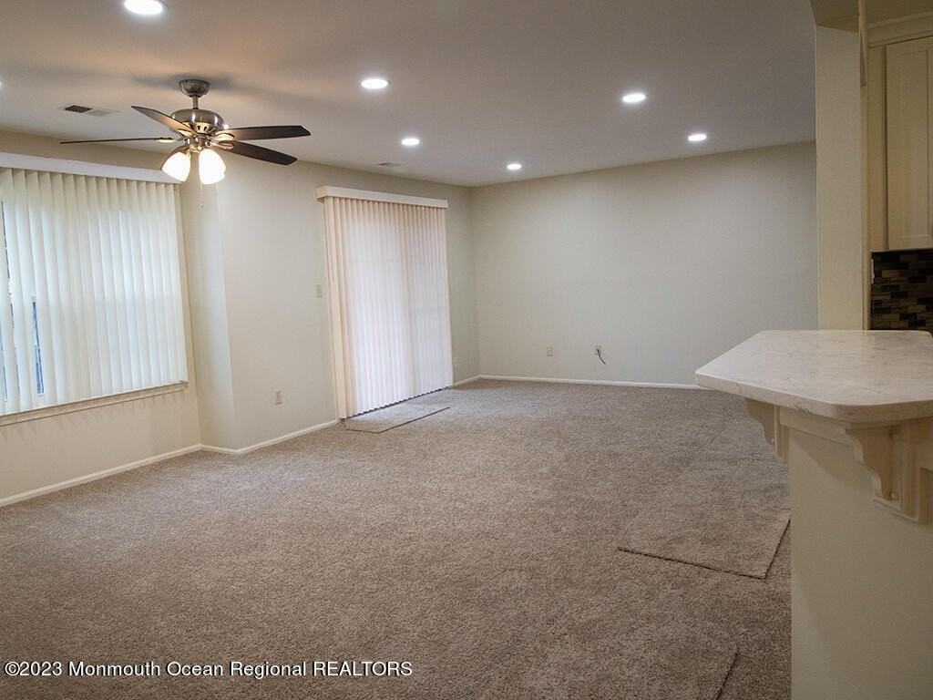 459 Magnolia Ct - Photo 4 of 22