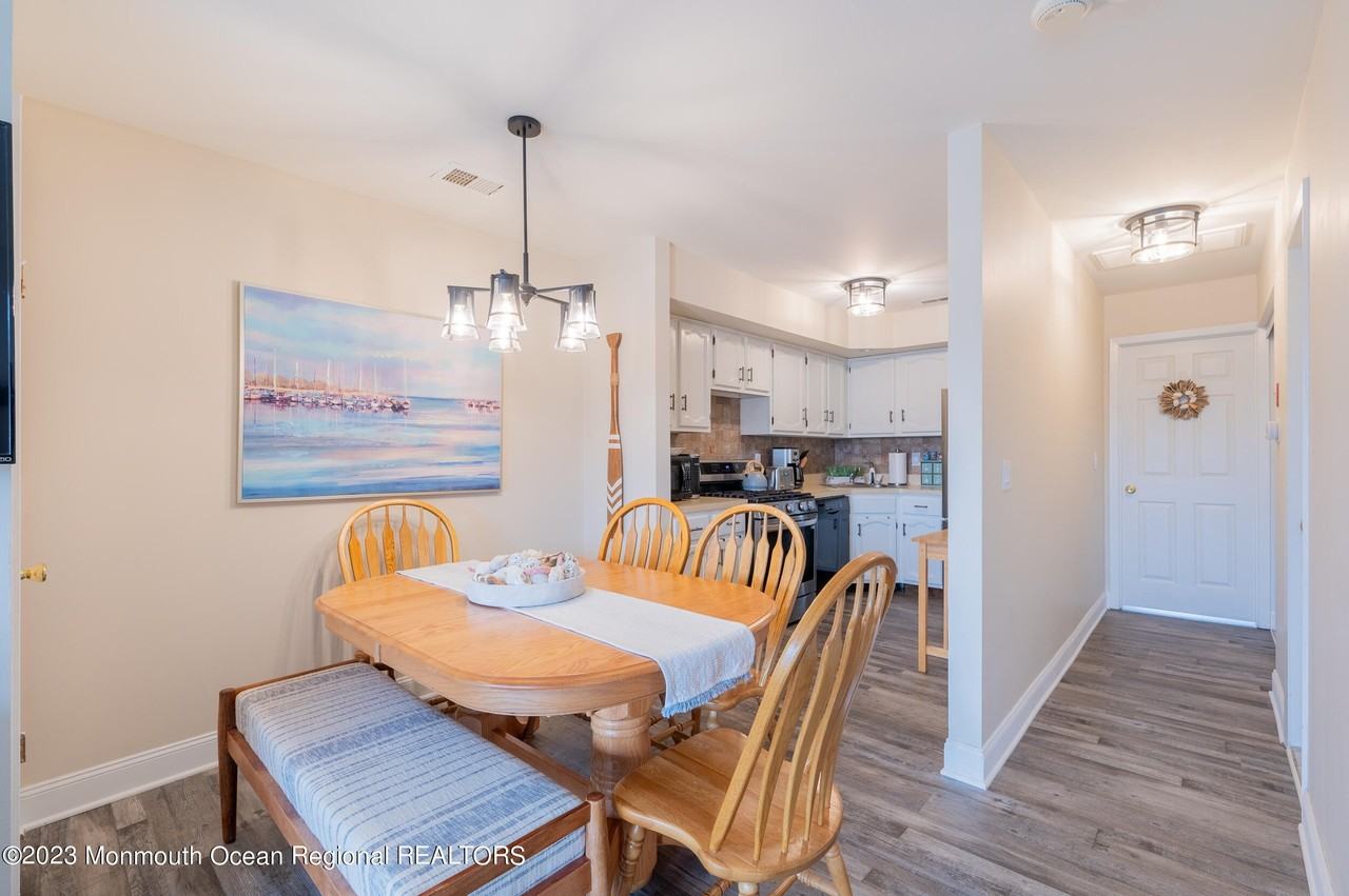 1713 Boulevard Apt 7 - Photo 4 of 18