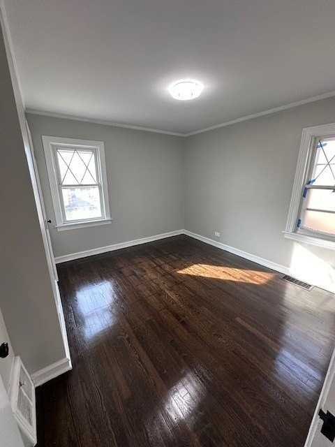 5136 S Luna Ave - Photo 6 of 16