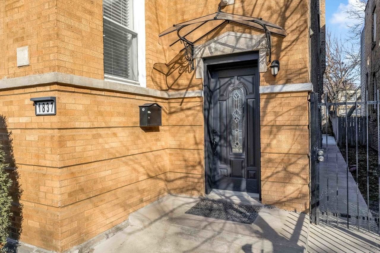 1837 N Mason Ave Unit 1 - Photo 2 of 15