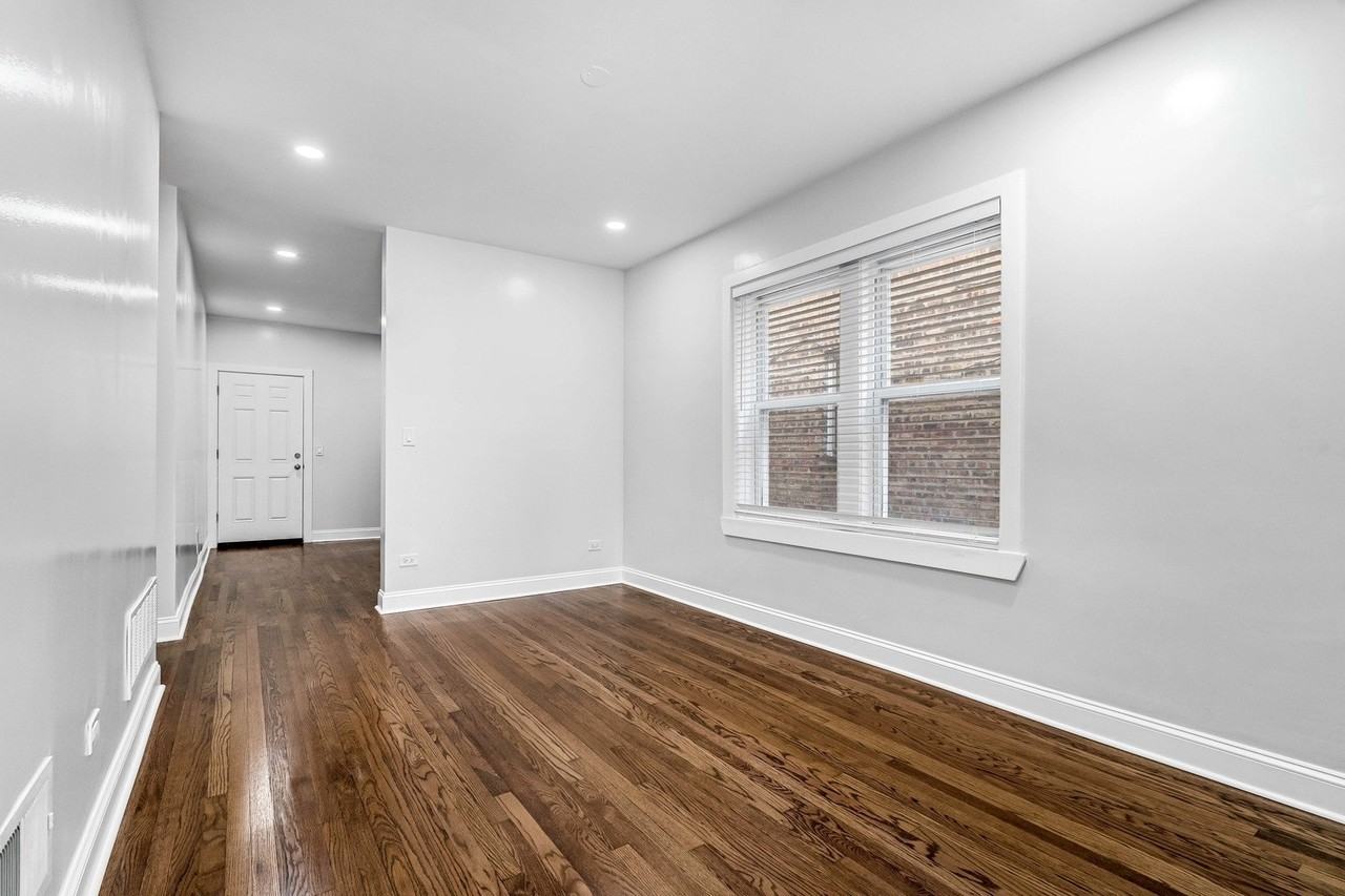 1837 N Mason Ave Unit 1 - Photo 7 of 15