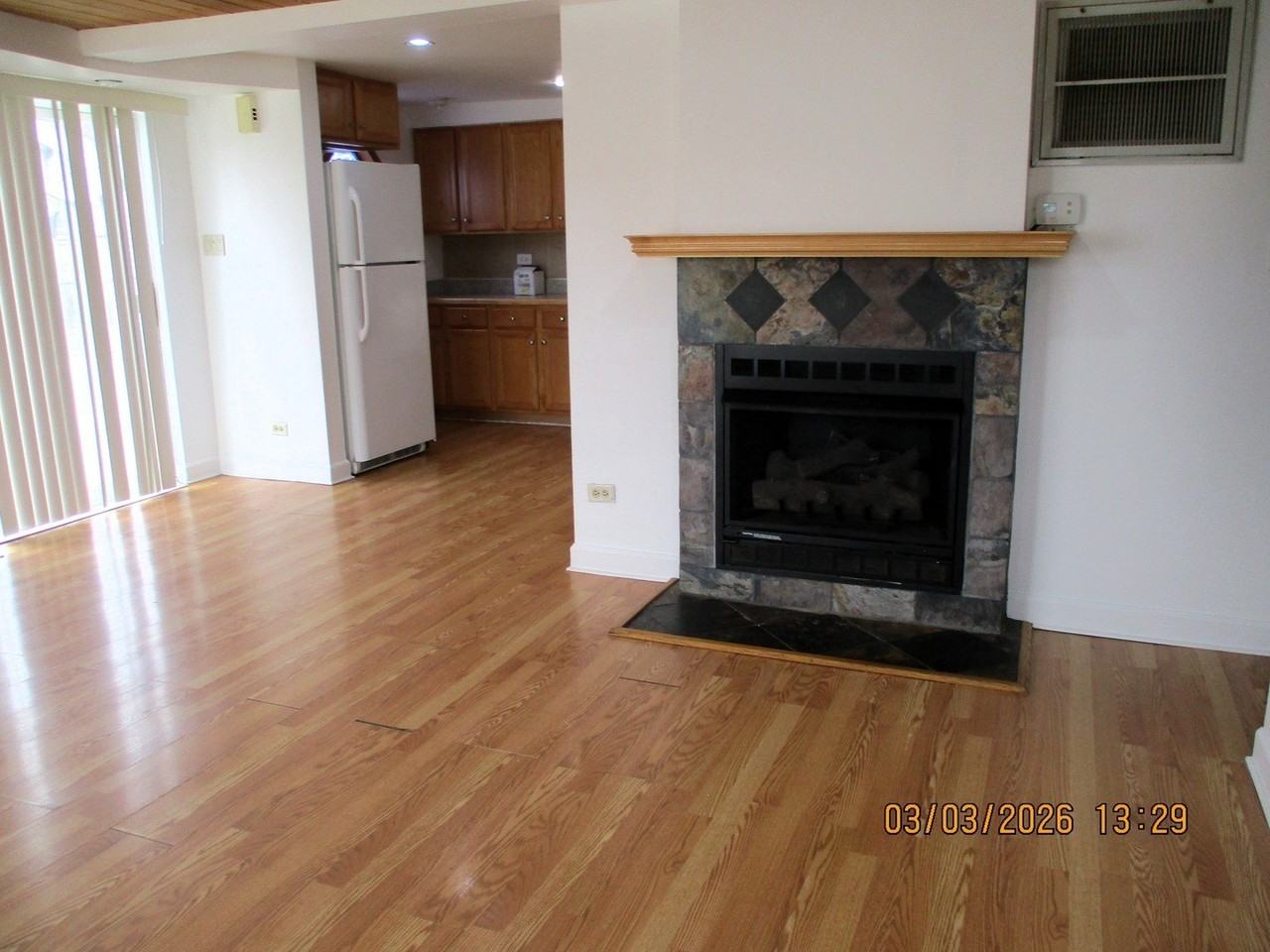 4128 W 90th St - Photo 3 of 16