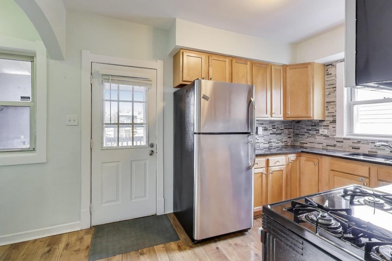 620 Elgin Ave Apt 2 - Photo 5 of 25