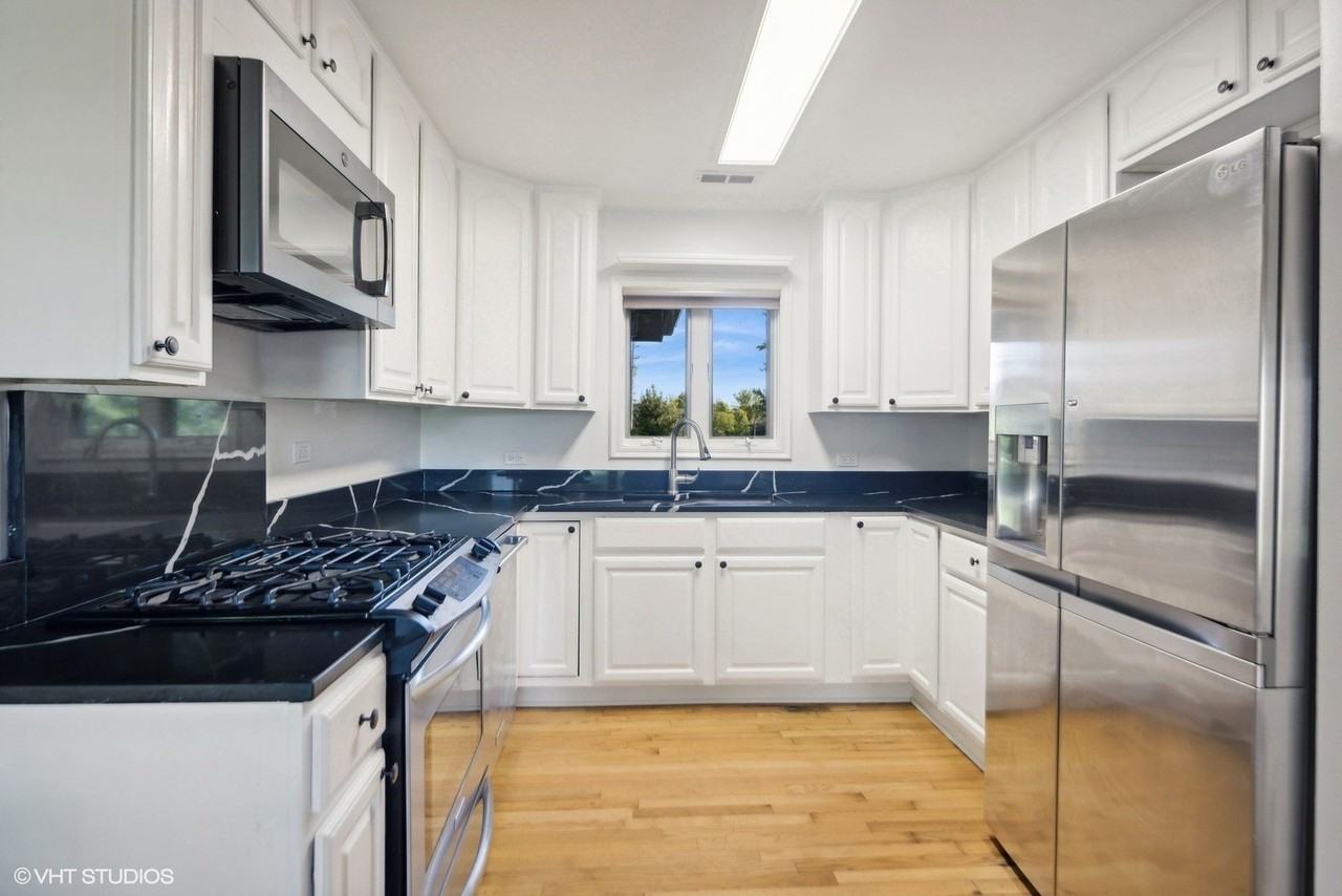 2897 87th St - Photo 5 of 21