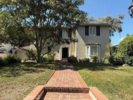 featured image of 991 Roxbury Rd