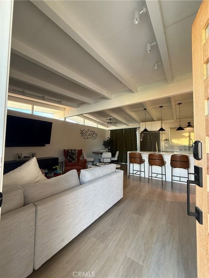 6591 Arizona St - Photo 2 of 12