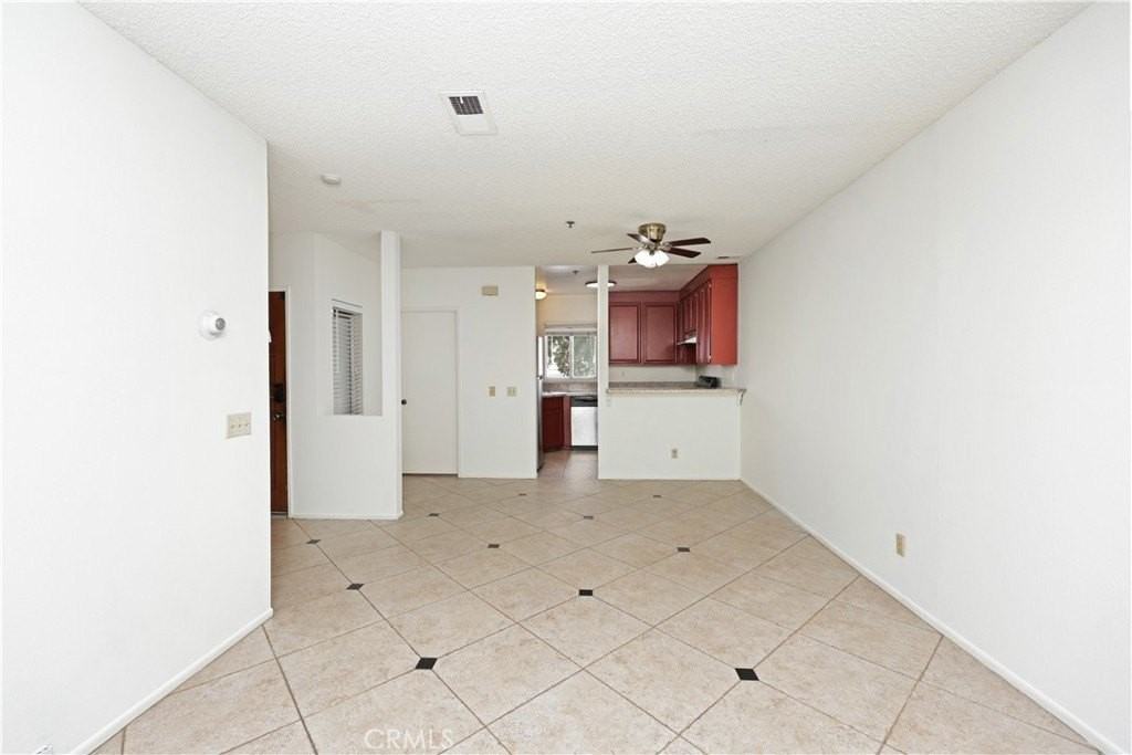 260 Victoria St #32 - Photo 7 of 34