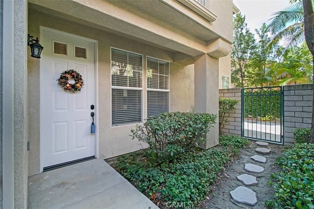 143 Draft Way - Photo 2 of 12