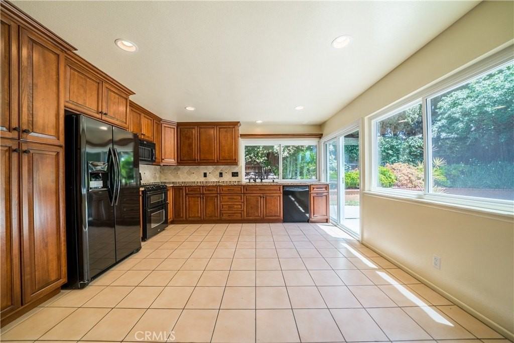 26412 Via Lara - Photo 6 of 50