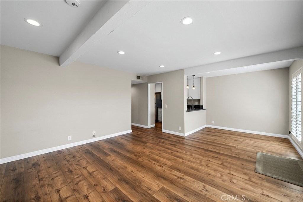 77 Golden Glen St #4 - Photo 4 of 24