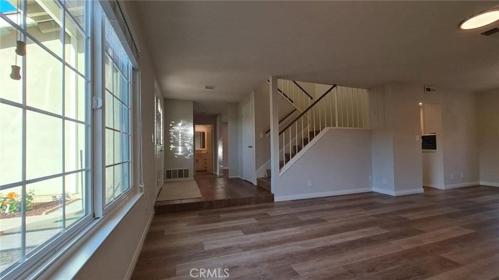 15432 Alsace Cir - Photo 4 of 23