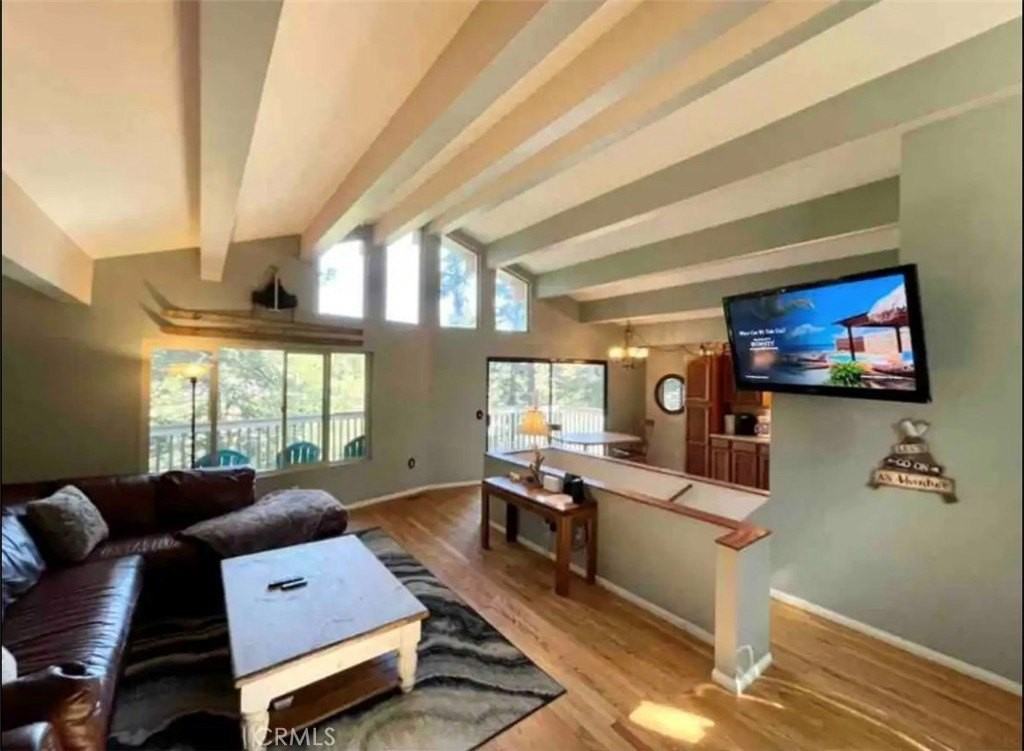 31651 Wagon Wheel Dr - Photo 2 of 25