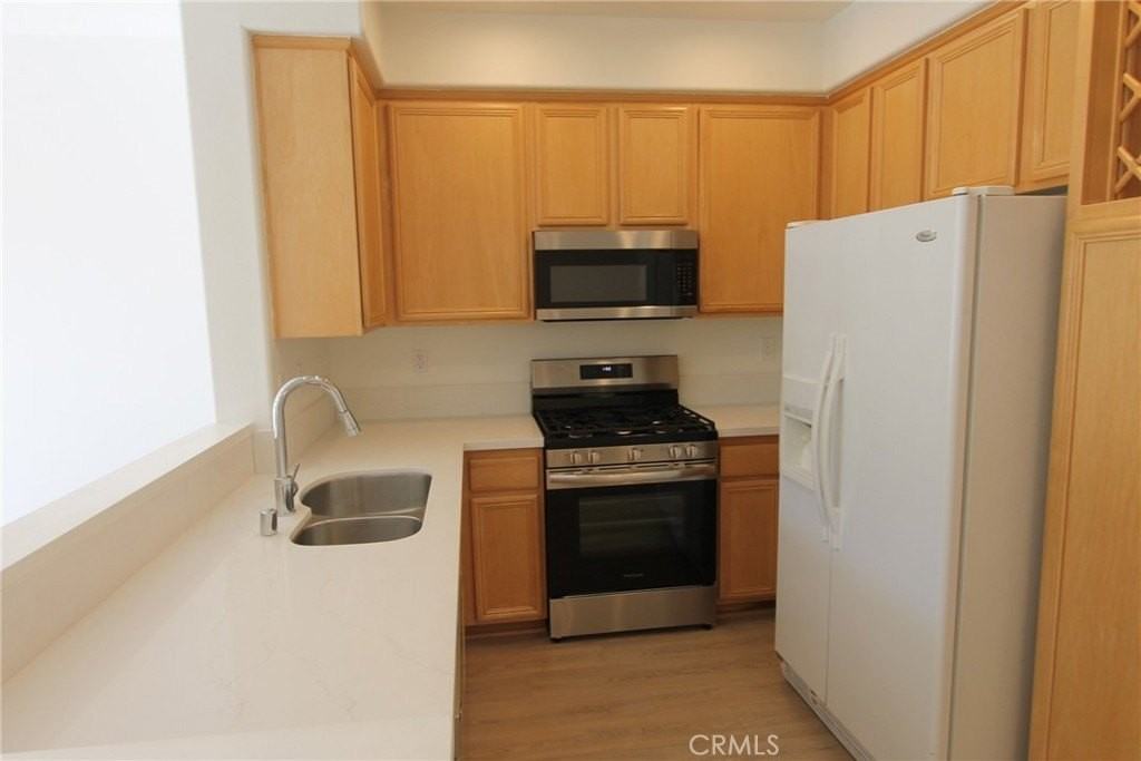 8460 E Tioga Way - Photo 6 of 21