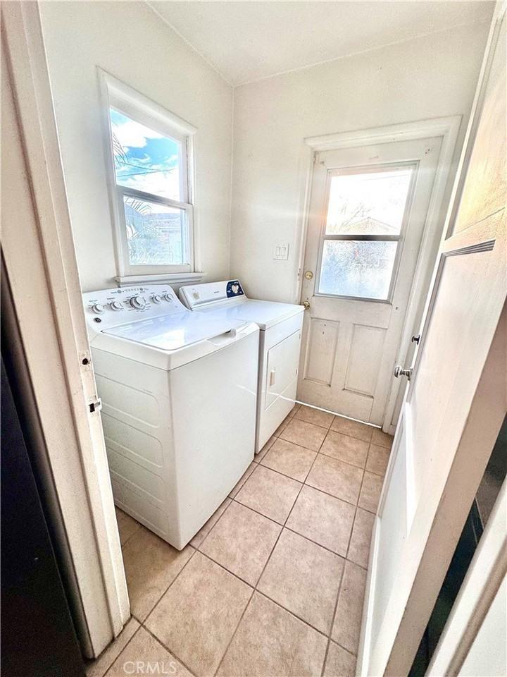 15523 Ruthelen St - Photo 4 of 9