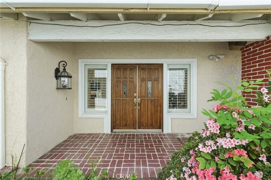 6740 Corie Ln - Photo 3 of 43