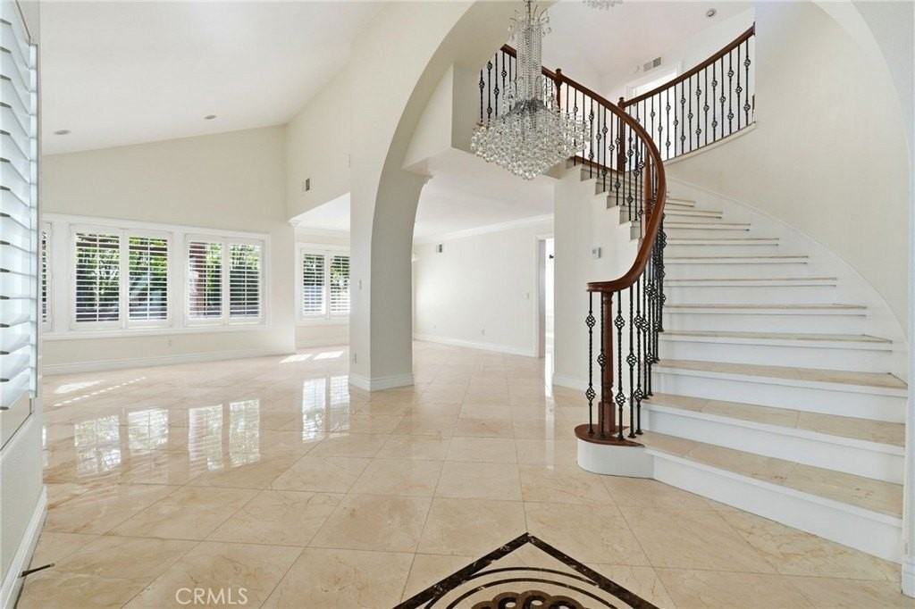 6740 Corie Ln - Photo 6 of 43