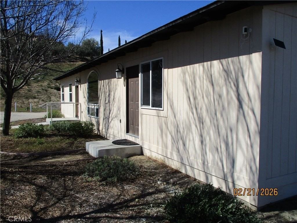 34135 Cameron Dr #B - Photo 5 of 36