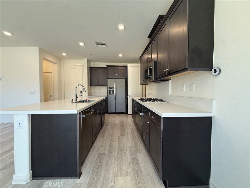 2317 Sunflower Ct - Photo 4 of 16