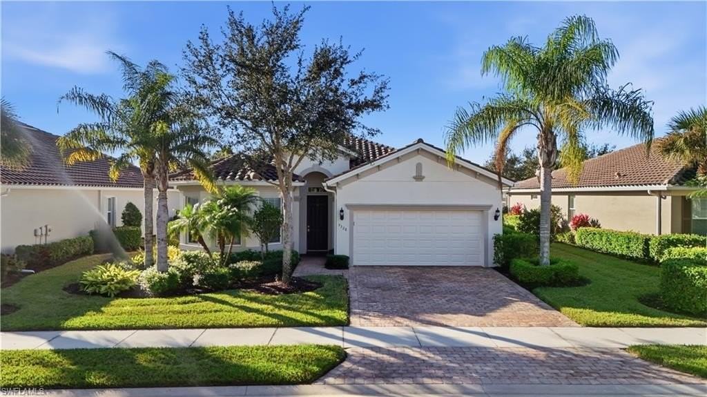 9328 Fieldstone Ln - Photo 2 of 40