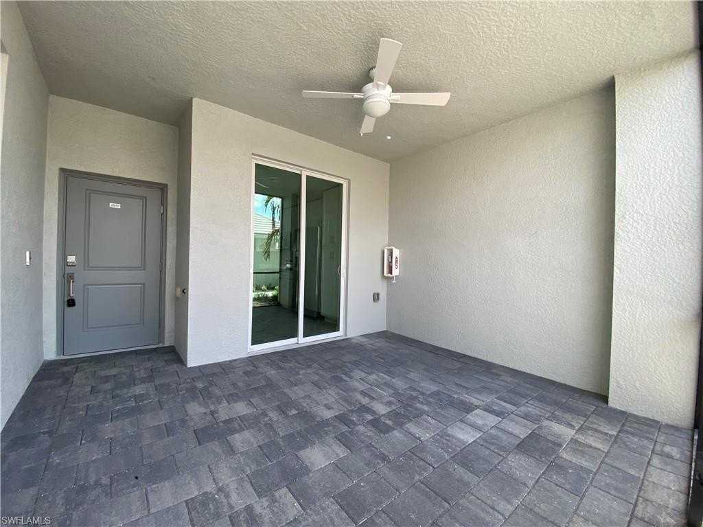 5427 Double Eagle Cir Unit 2812
