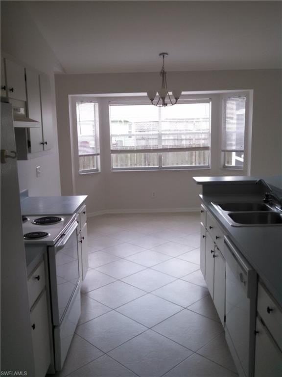 9092 Caloosa Rd - Photo 6 of 14