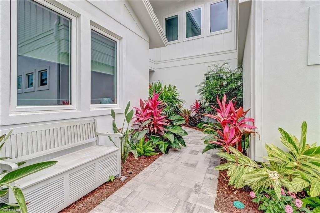 5130 Alpha Ct - Photo 2 of 39