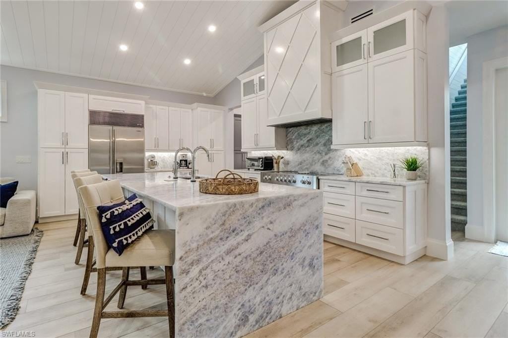 5130 Alpha Ct - Photo 5 of 39