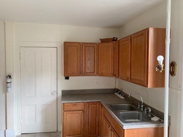 59 East Ave Apt 2 - Photo 4 of 10