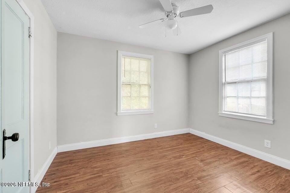 2981 Ernest St - Photo 5 of 9