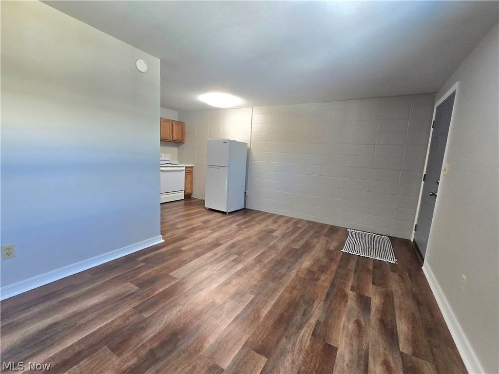 909 Garden Rd - Photo 3 of 8