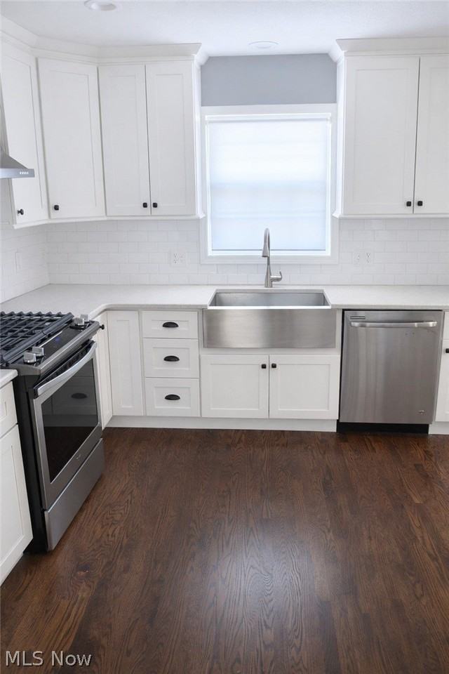 26930 Elmwood Dr - Photo 4 of 22