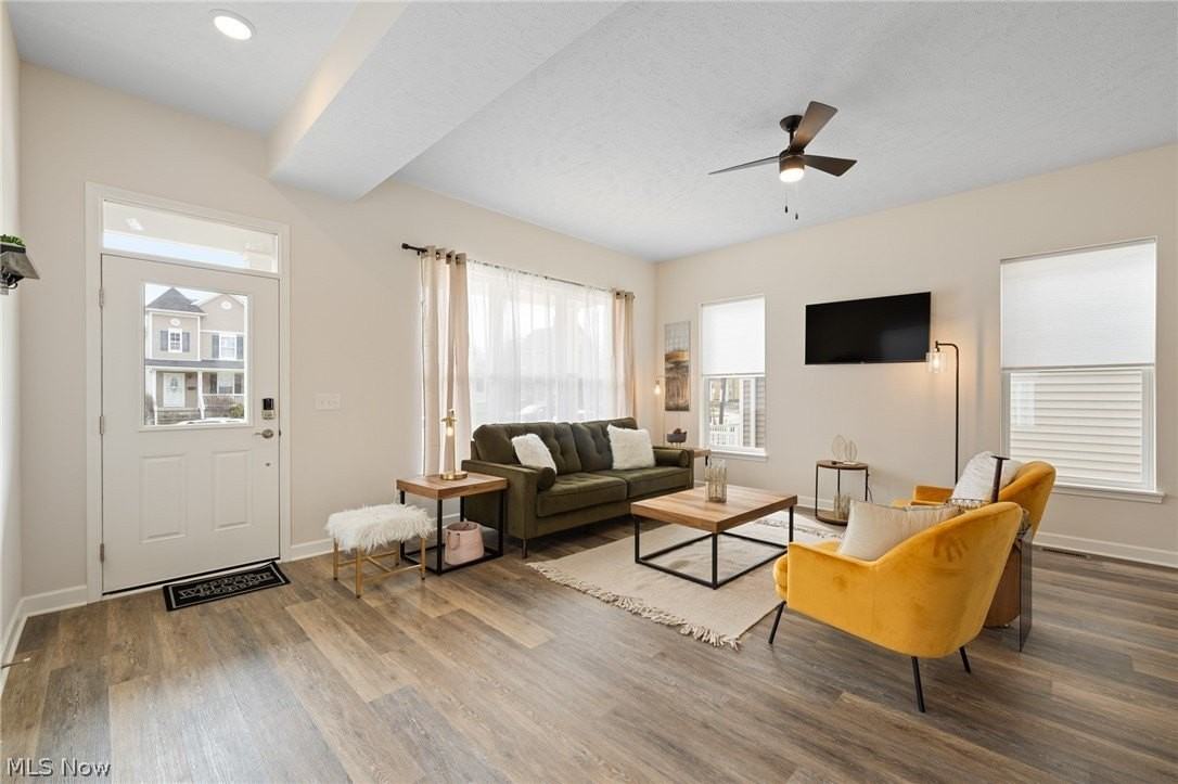 2250 E 100th St - Photo 4 of 24