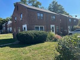 featured image of 1736 Spring Ave Ne