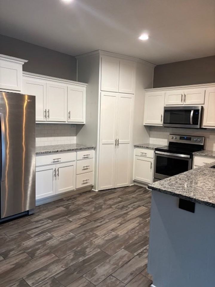 Jamestown Villas II, LLC - Photo 6 of 15