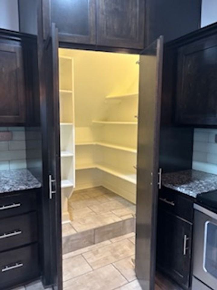 Jamestown Villas II, LLC - Photo 3 of 18